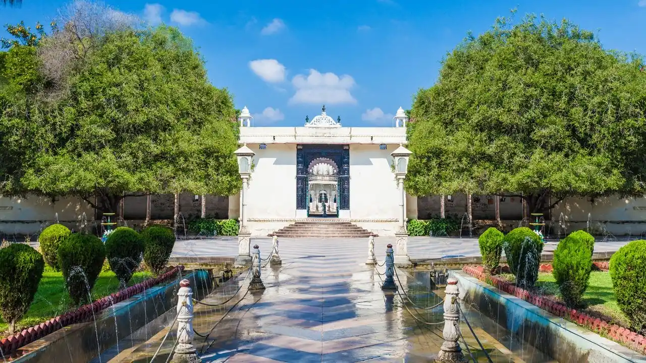 Saheliyon Ki Bari: The Garden of Maidens Saheliyon Ki Bari: The Garden of Maidens