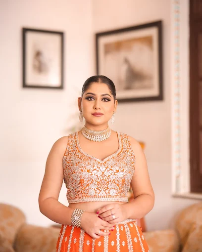 Kavita’s Bronze_n_shadow