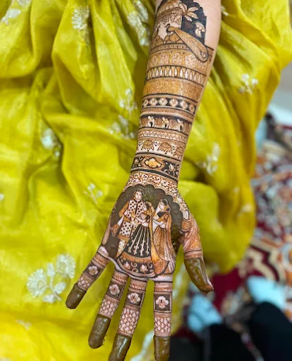 Neha Mehendi Designer
