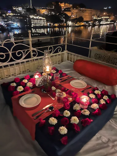 Upre by 1559 AD (Rooftop Lake View Café)